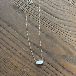 Elegant Kendra Scott Gold Necklace Necklace with Opal Pendant